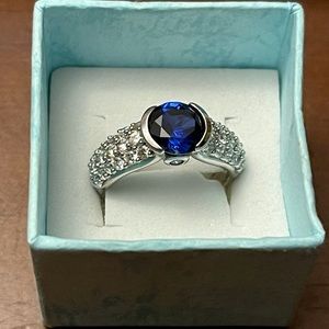 Beautiful silver ring